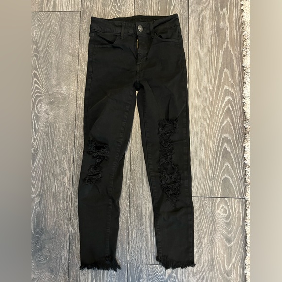 American Eagle: Ripped skinny jeans - Picture 1 of 4